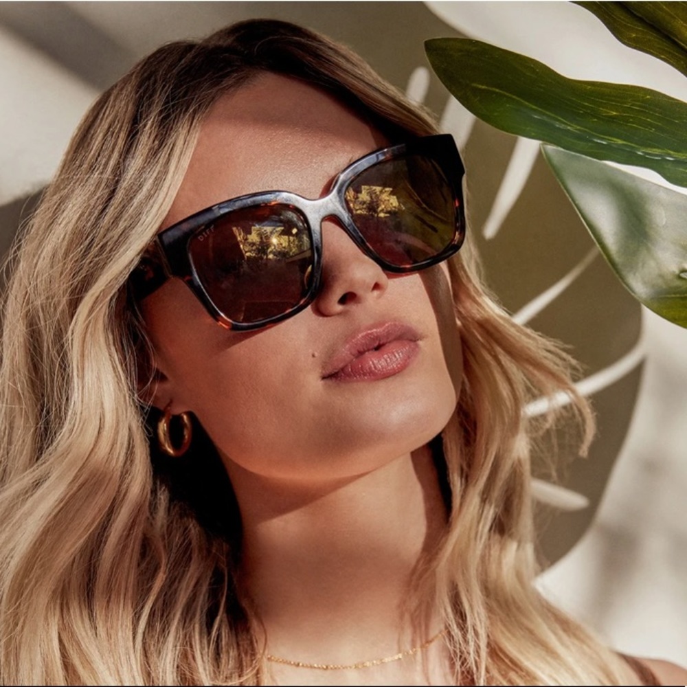 DIFF Eyewear Bella Sunglasses Tortoise Gold Mirror